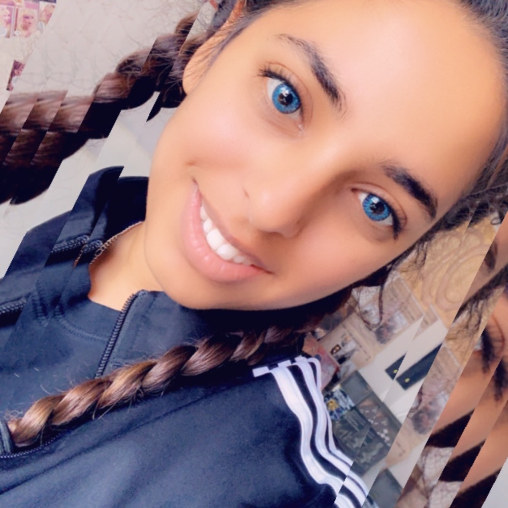 Meet your Posher, Pooja